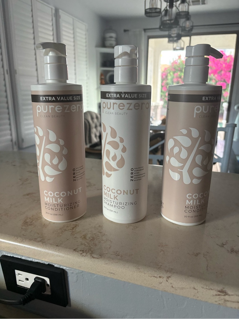 Purezero Coconut Shampoo and Conditioner (2) NIP